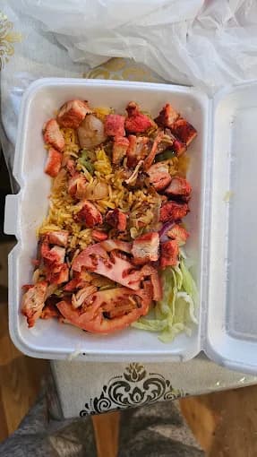 Medina Fried Chicken & Pizza photo 4