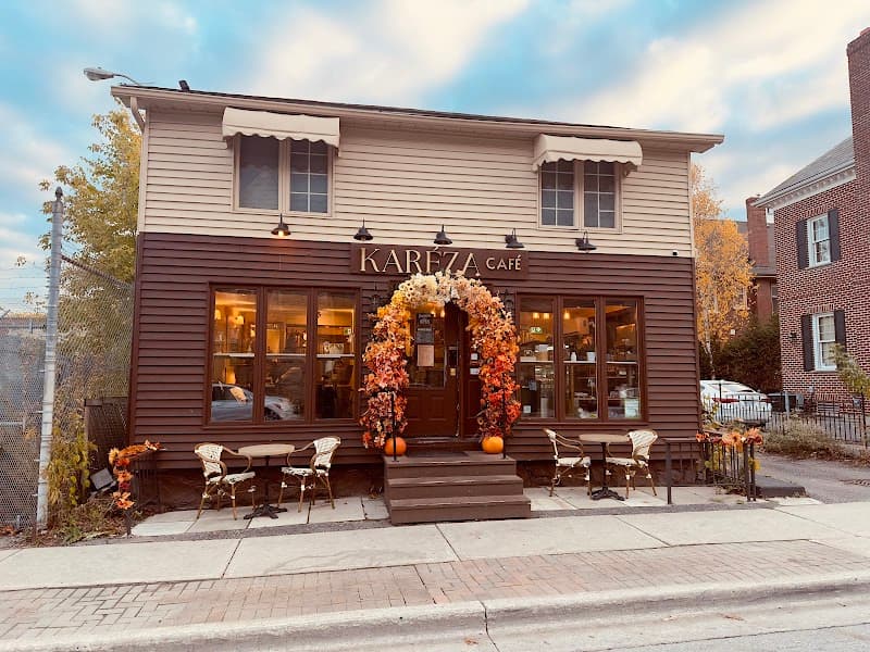 Kareza Café in Oshawa