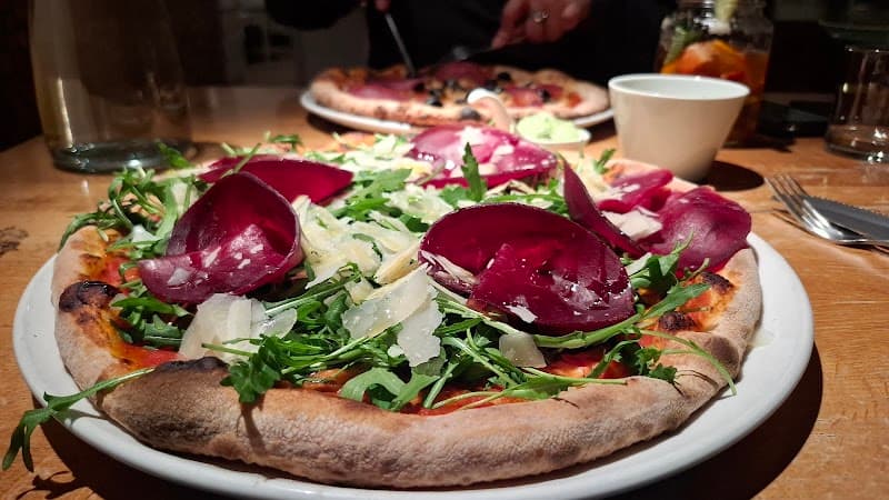 Italiano's Pizzeria in Cardiff