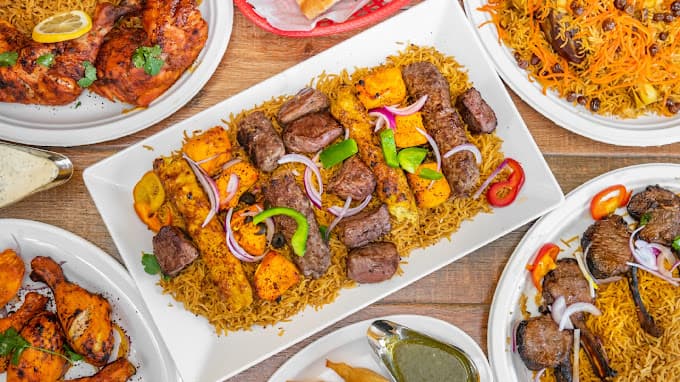 Khan's Gyro & Fried Chicken in Brooklyn