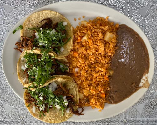 Taqueria Los Sombreros in Des Plaines