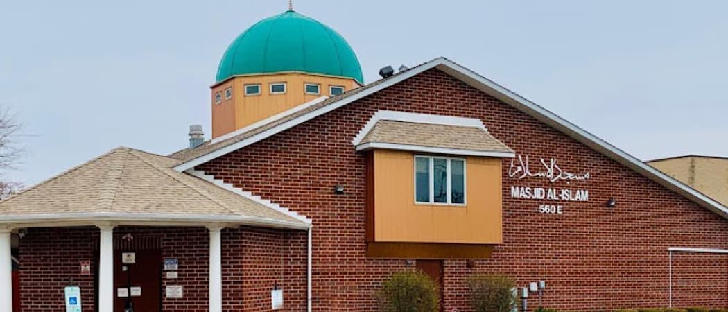 Muslim Association of Bolingbrook mosque in Bolingbrook, IL