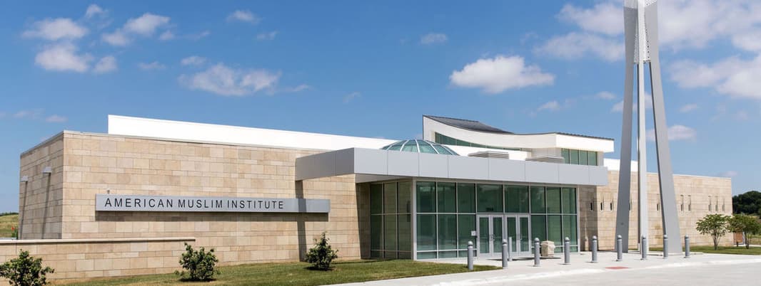 American Muslim Center