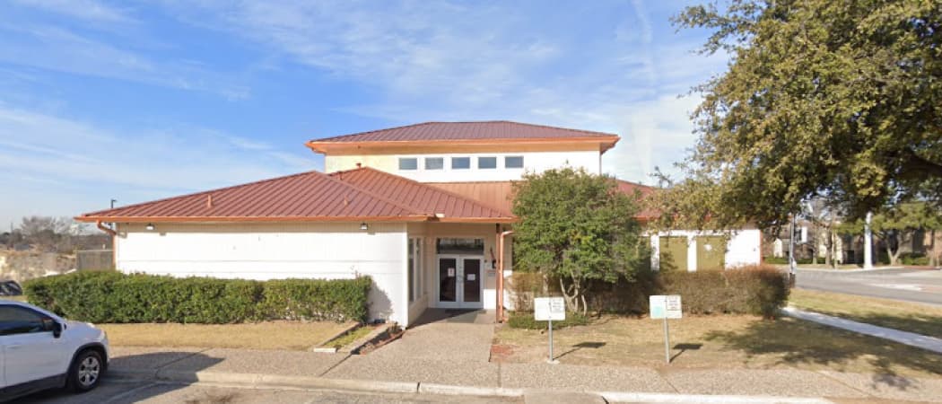 Al Noor Islamic Center mosque in Irving, TX