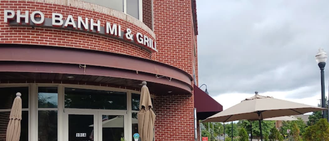 Phở Banh Mi & Grill
