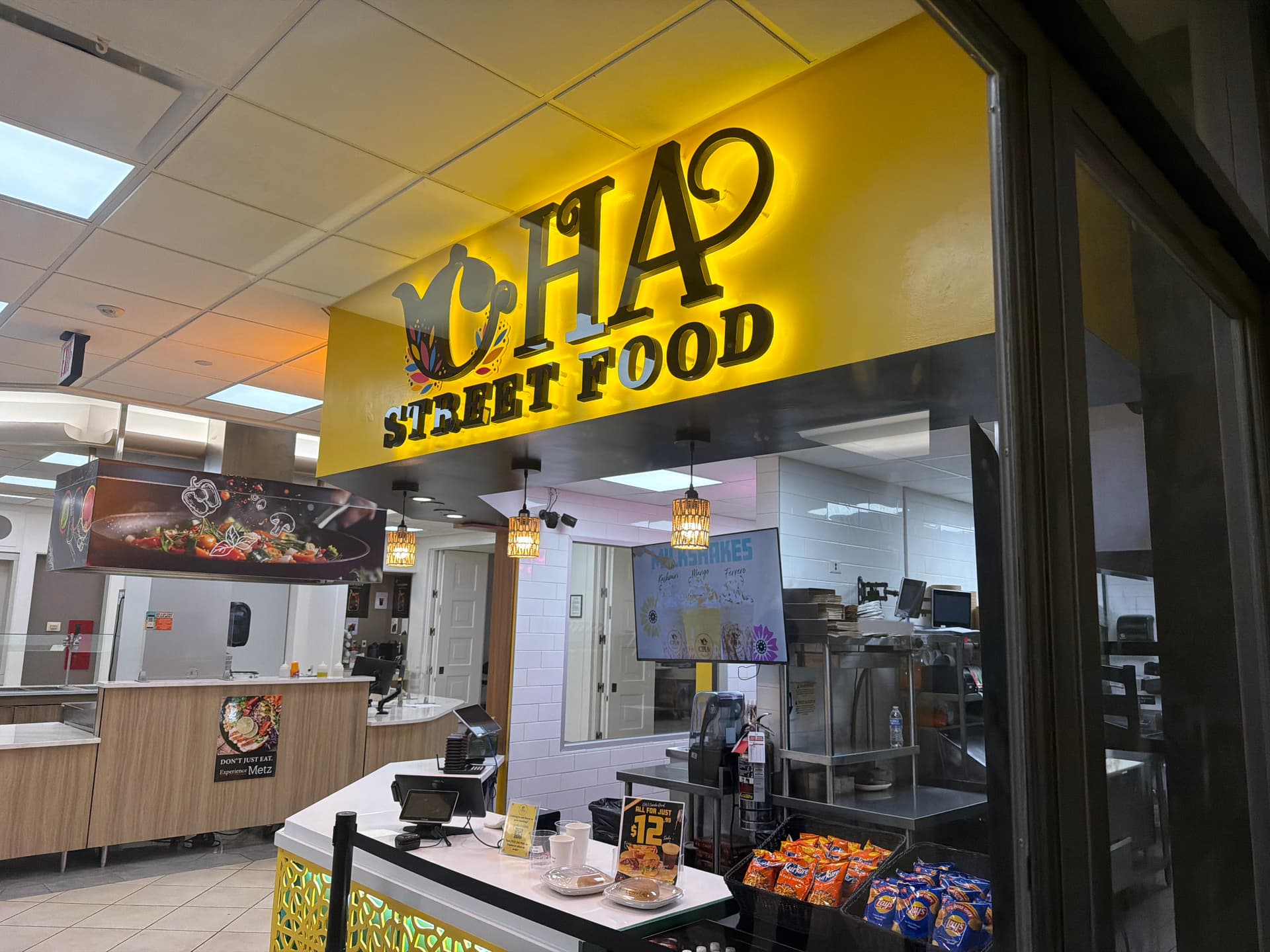 Cha Street Food photo 2