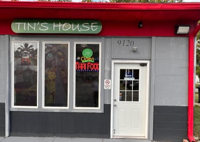 Tin's House photo 6
