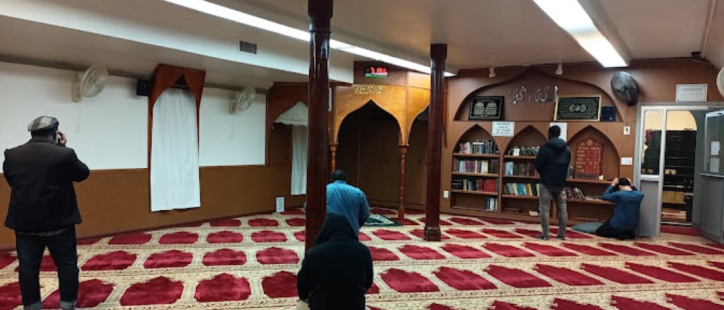 Masjid-e-Abubakr mosque in Chicago, IL