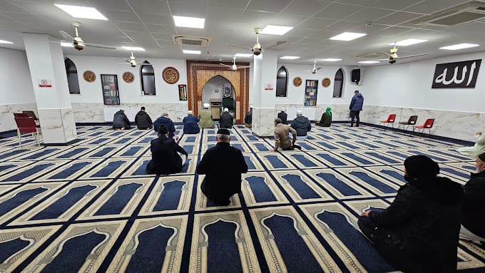 Central Mosque Razvia Burton