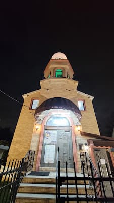 Masjid Al-Aisha mosque in Bergenfield, NJ