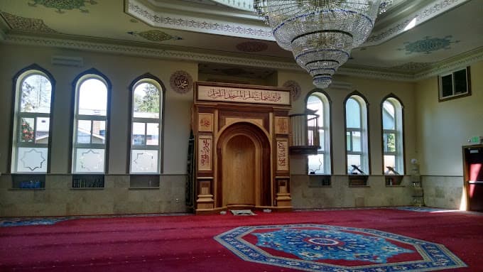 Islamic Bosniak Center Shoreline