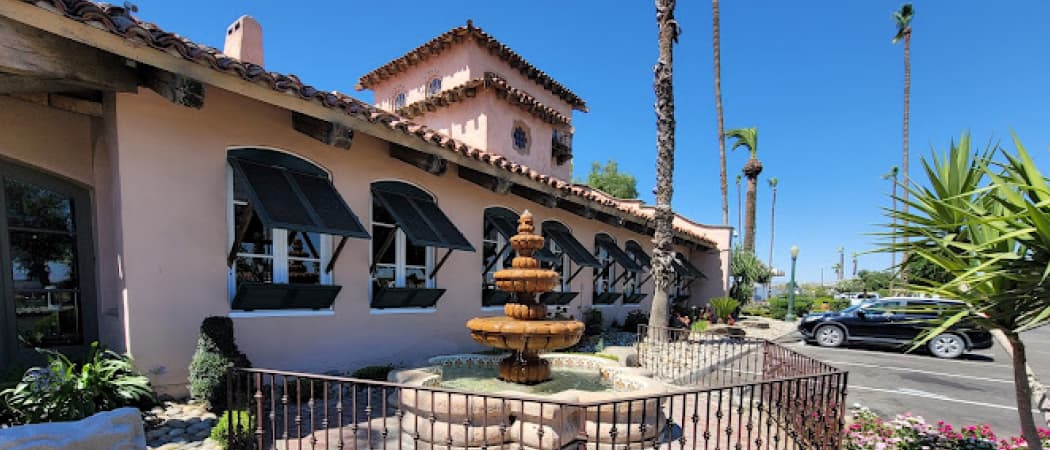 Photo of Harris Ranch Inn & Restaurant