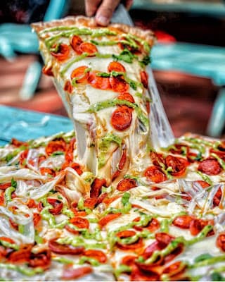 Krave It Pizza & Sandwich Joint in Long Island City