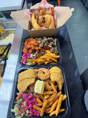 Huncho's Halal Spot in Astoria