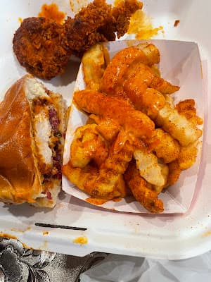 U-Jay's Hot Chicken in Hillside