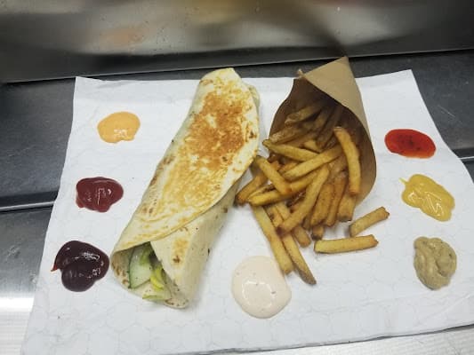 Chapli & Chips in Floral Park