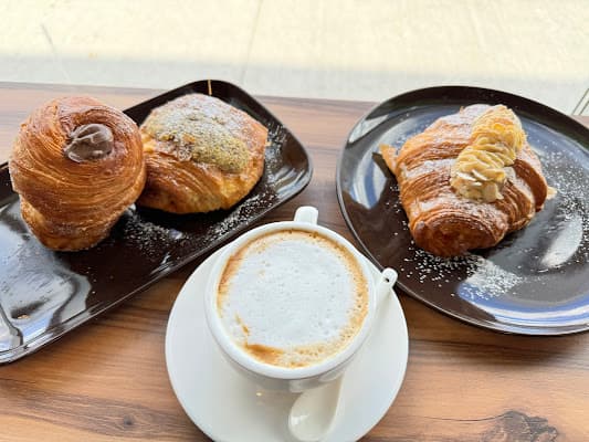 Monderie Bake Shop