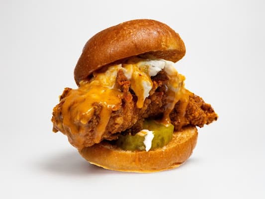 Fluffies Hot Chicken in New York