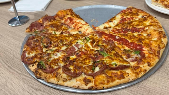 Newlands Pizza in Coburg North
