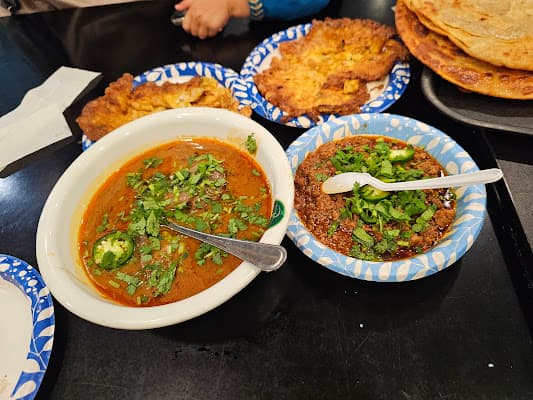 Pak Sweets & Bakery
