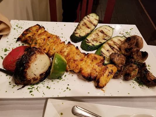 Ravagh Persian Grill in Huntington