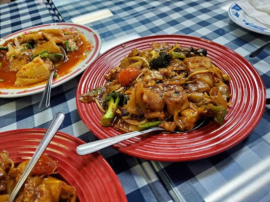 Spicy Thai Lao in Burbank