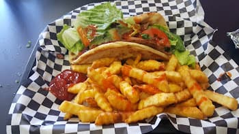 Burger Bueno in Dallas