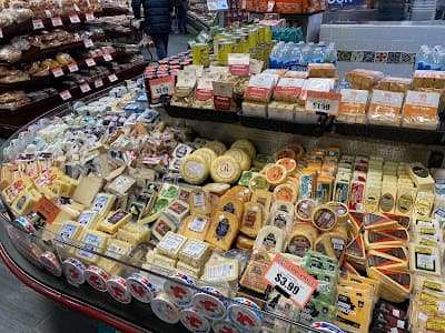 Garden Fresh Market in Naperville