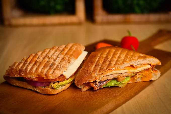 Jummah Bakery & Bites