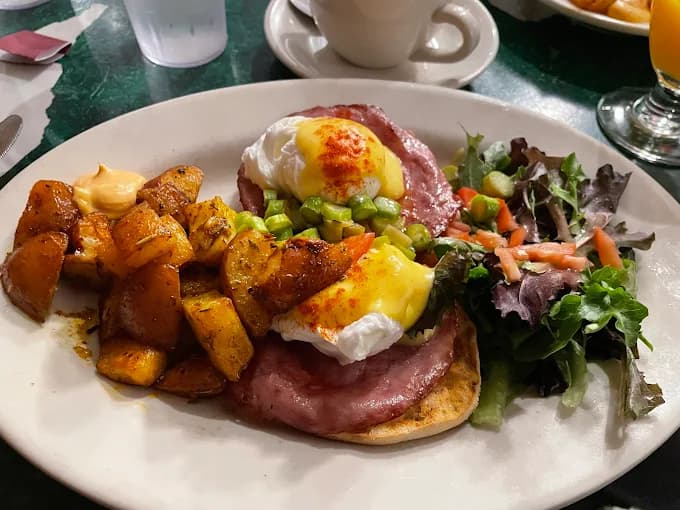 Café Bonjour in Boston