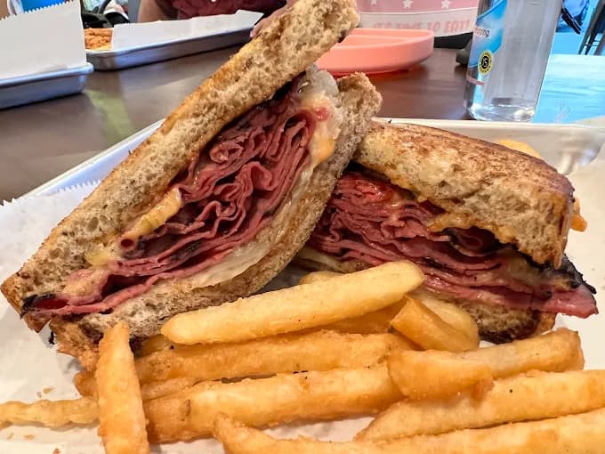 Q’s Deli in Sugar Land