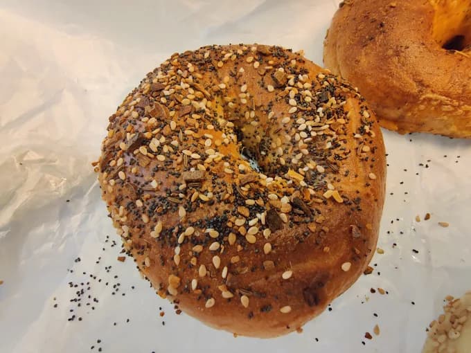 Bagelology Bagels & Coffee