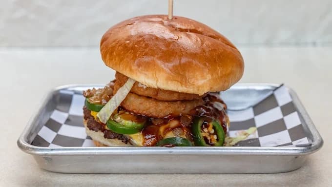Crave Burgers
