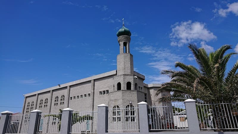 Brooklyn Masjied mosque in Brooklyn, Western Cape