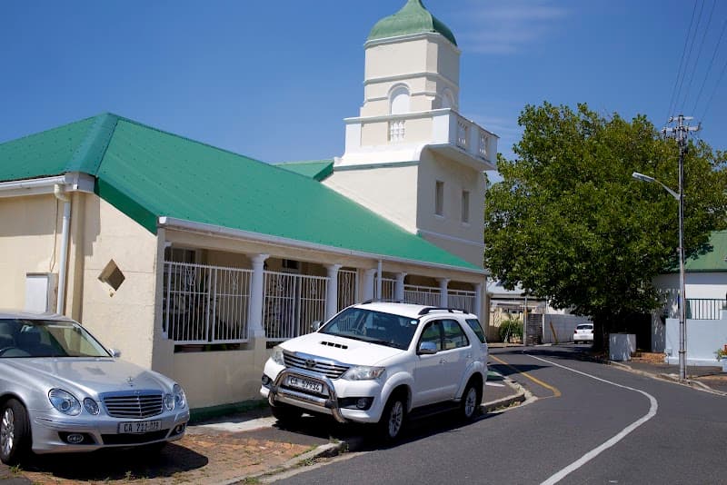 Sunni Muslim Mosque