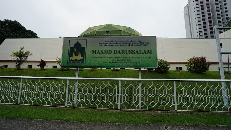 Masjid Darussalam mosque in Singapore, SG