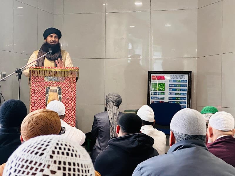 Mosque Raza