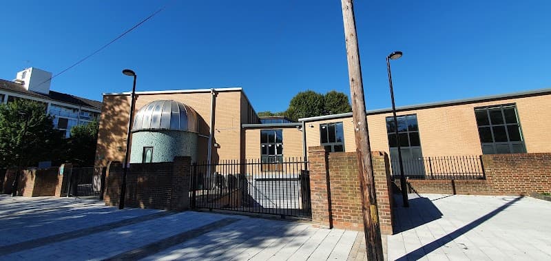 Muslim Association of Nigeria mosque in Elephant and Castle, Greater London