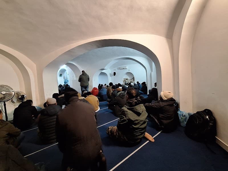Hil Ful Fuzul Social Organization mosque in Rome, Lazio