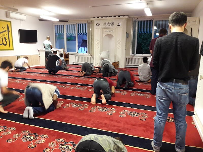 İsviçre İslam Toplumu Dietikon Subesi mosque in Dietikon, Canton of Zurich