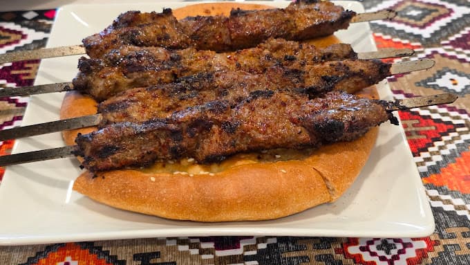 Babahan Uyghur Café