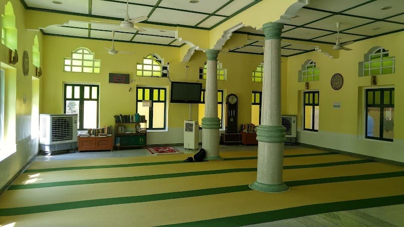 Chakraphong Mosque