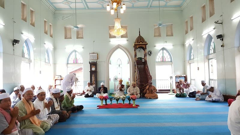 Maha Nak Jami Mosque