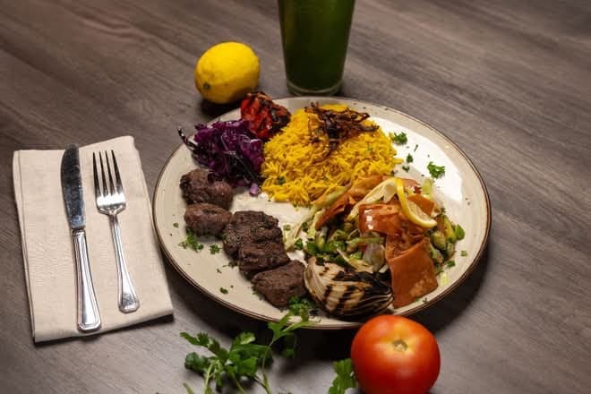 La Pasha Lounge & Grill