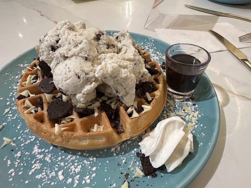 D Spot Dessert Café
