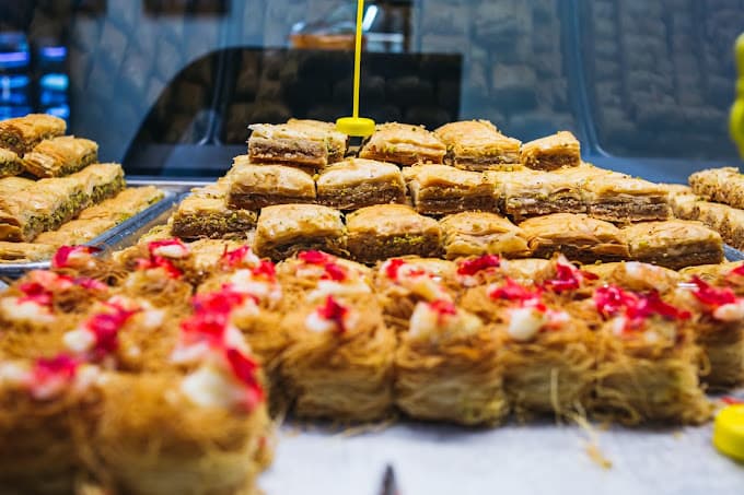 Baklovah Bakery & Sweets