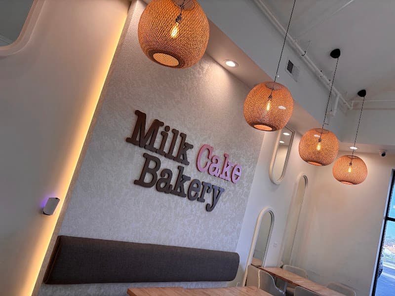 Milk Cake Bakery in Bridgeview