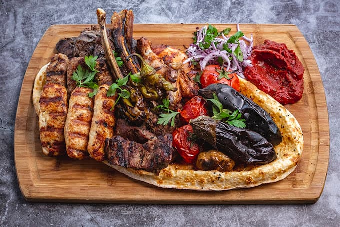 Lahmacun Dünyası in Ponders End