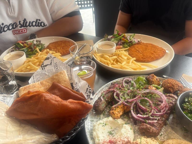 Reni's Bar & Grill in Wetherill Park