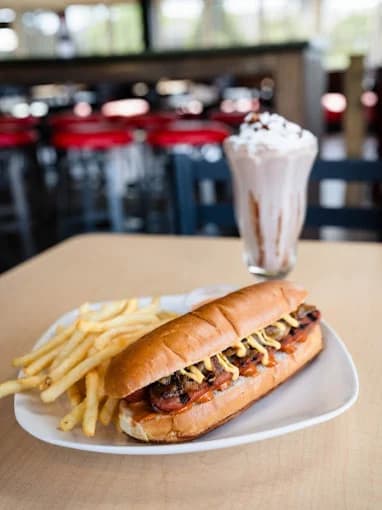 Fred's Burger photo 1